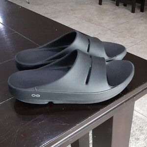 Men's Black Slide Sandals by Oofos